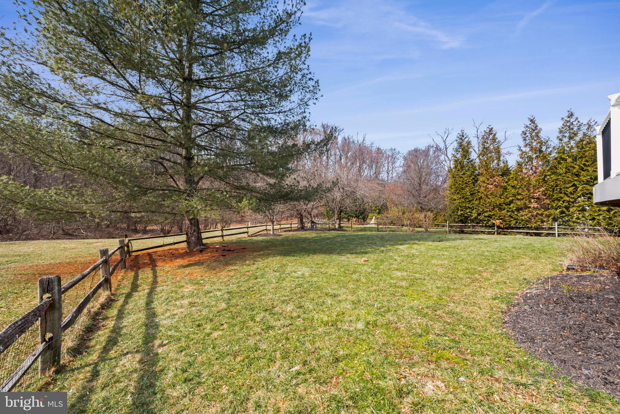 WOODLEA MANOR - Residential