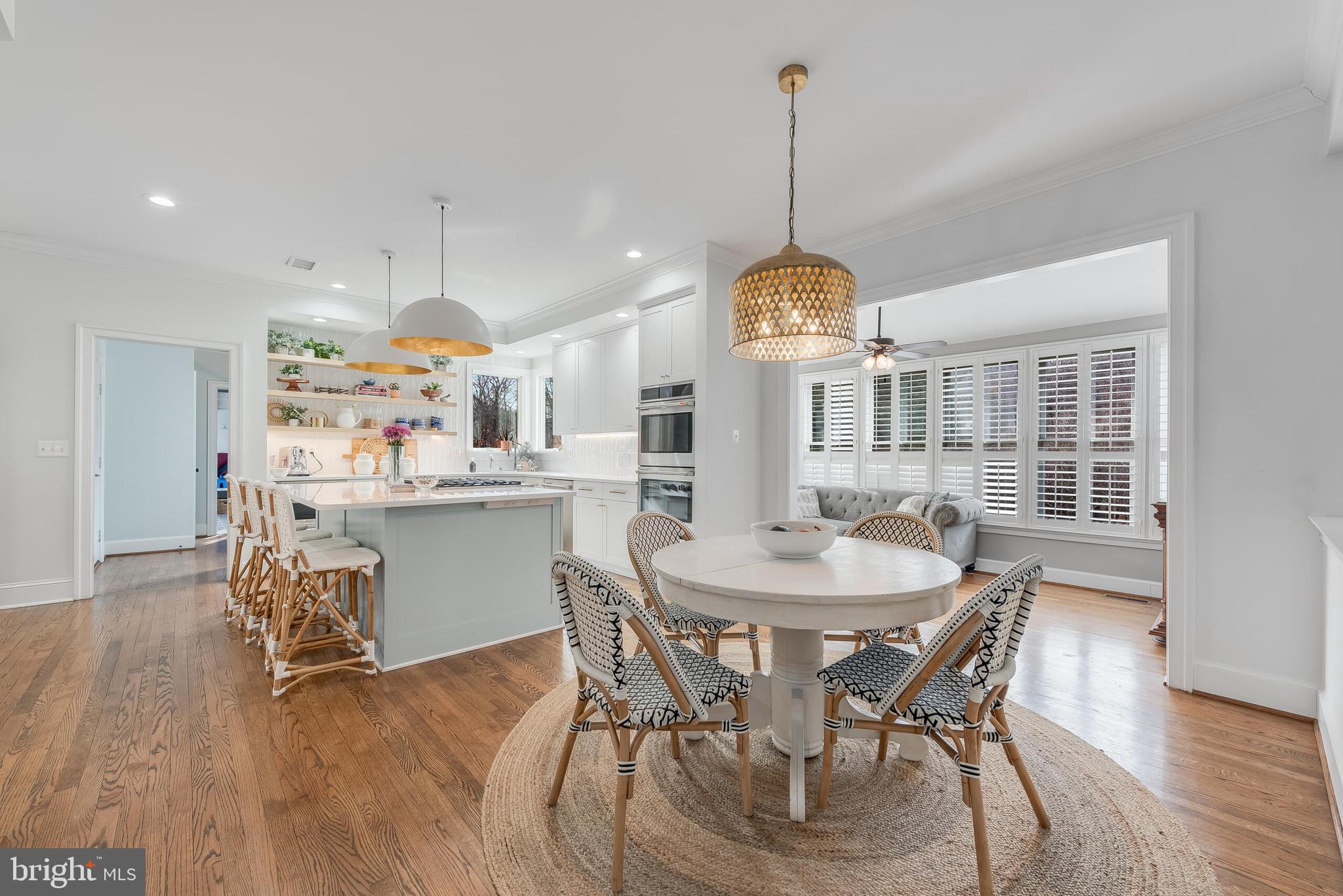 WOODLEA MANOR - Residential