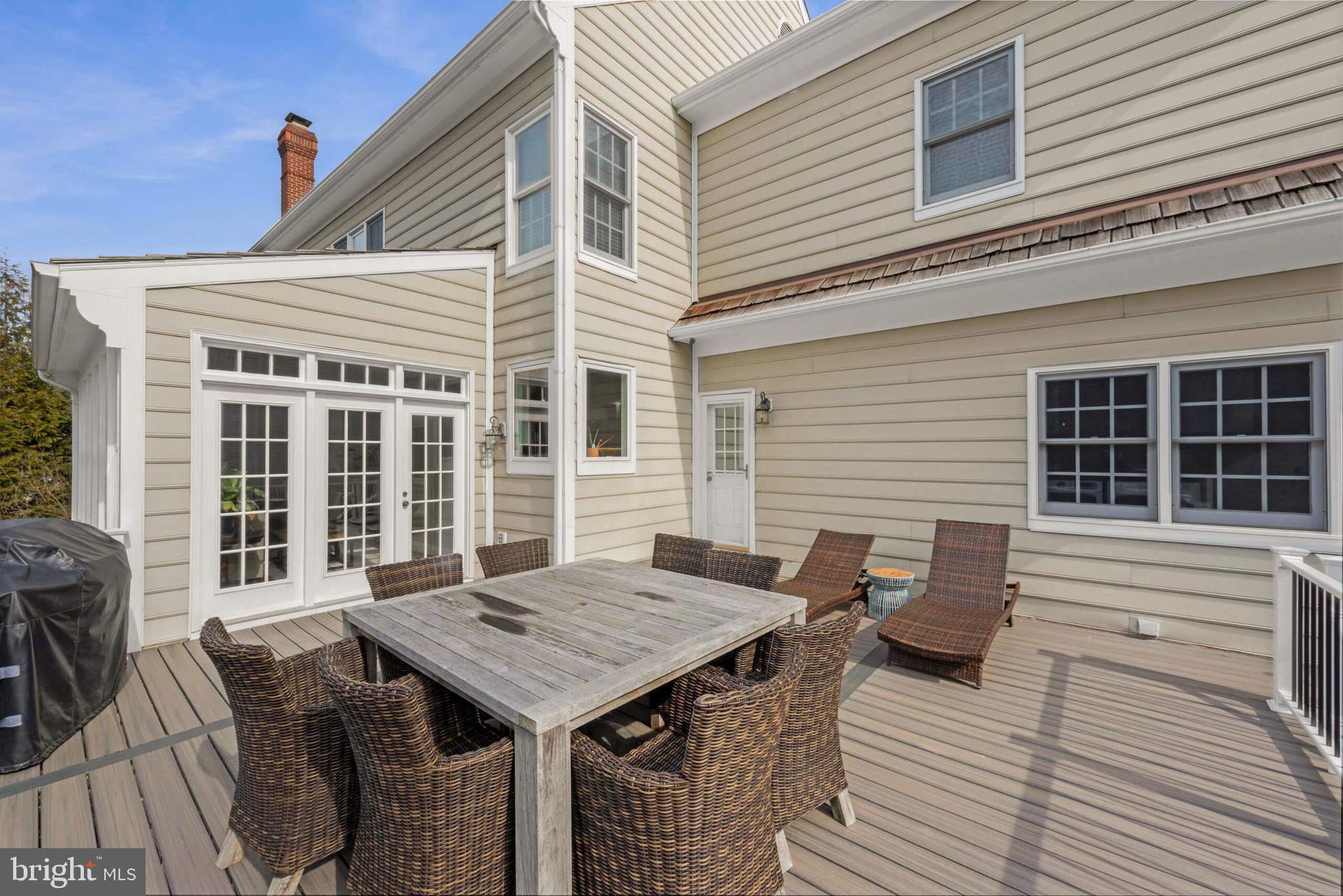 WOODLEA MANOR - Residential