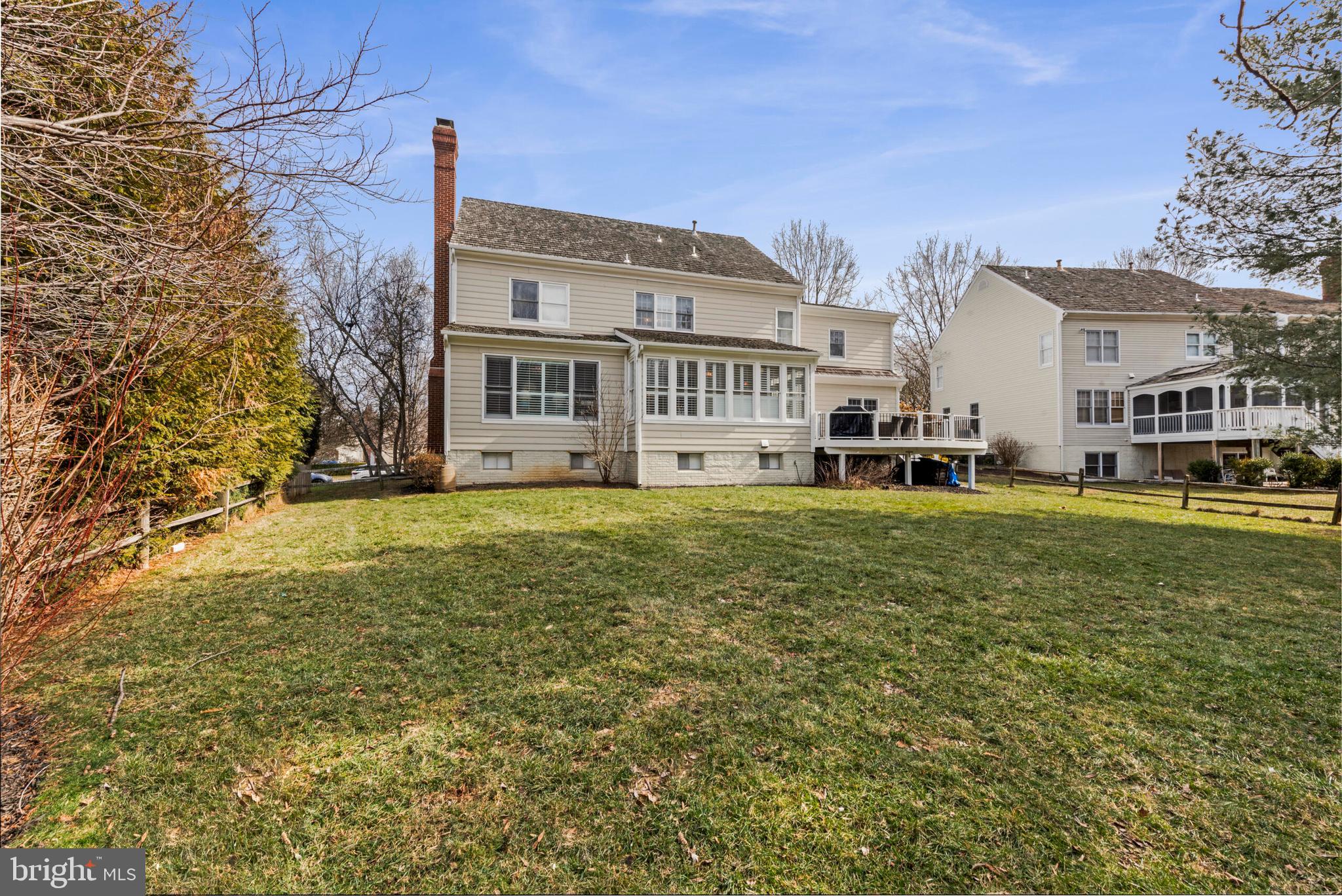 WOODLEA MANOR - Residential