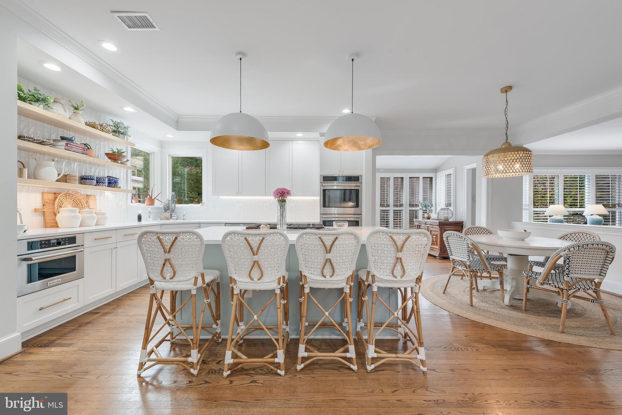 WOODLEA MANOR - Residential