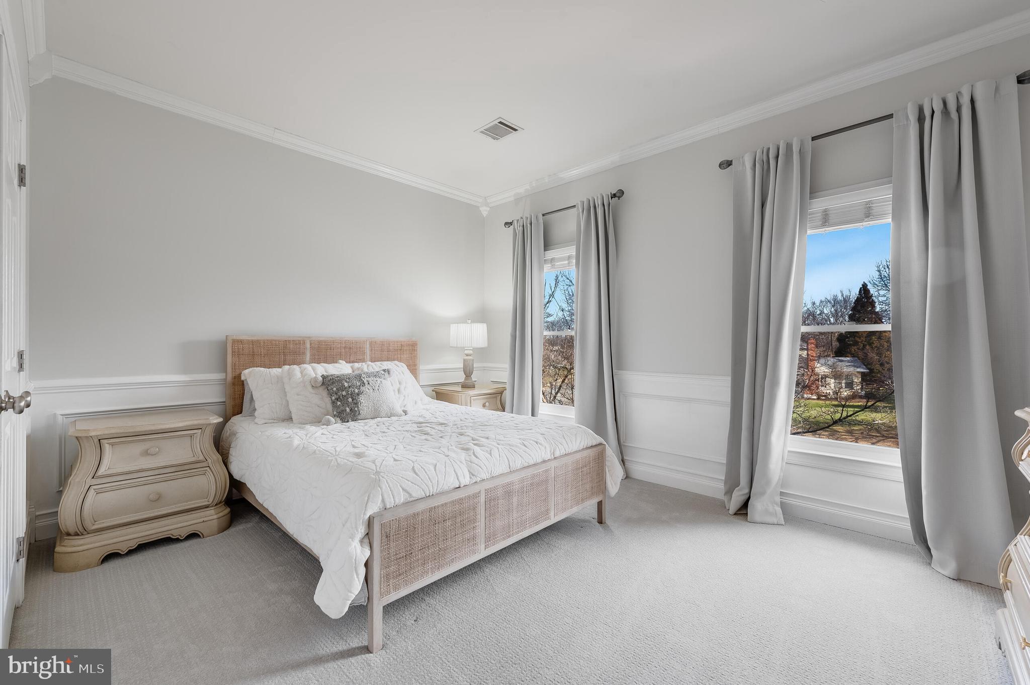 WOODLEA MANOR - Residential