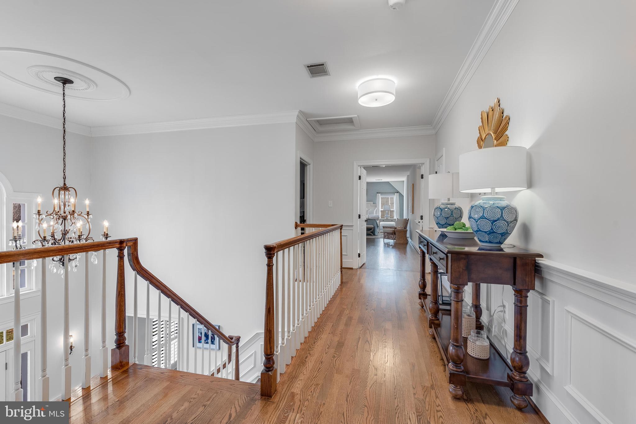 WOODLEA MANOR - Residential