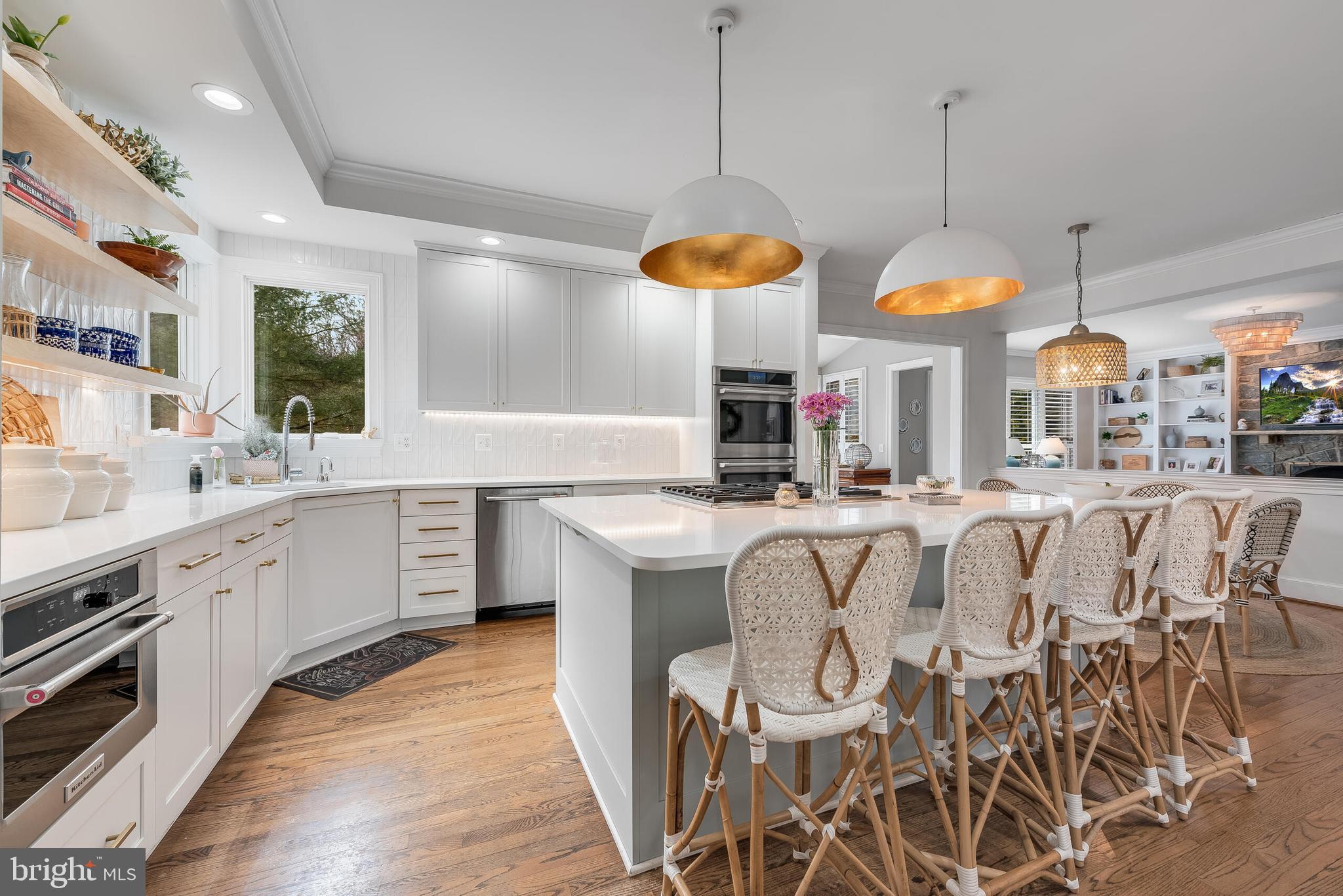 WOODLEA MANOR - Residential