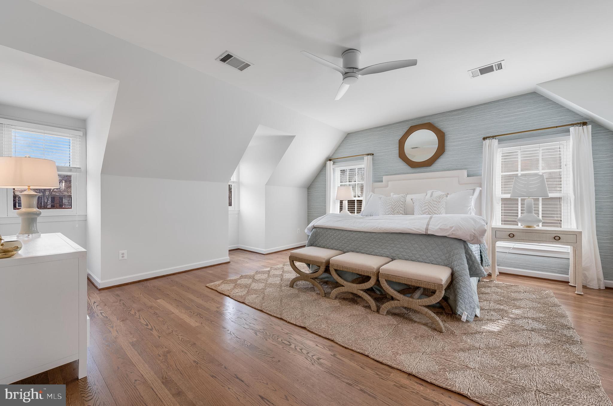 WOODLEA MANOR - Residential