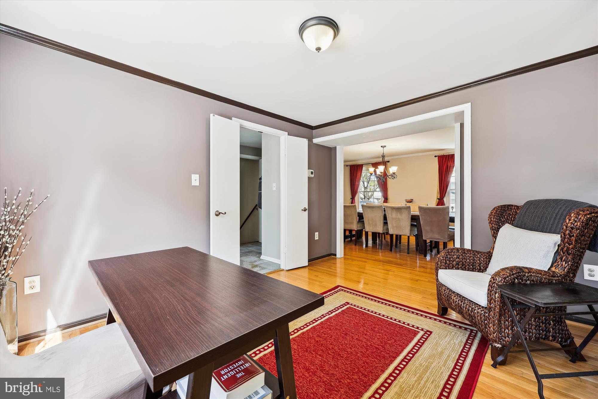 DERWOOD STATION - Residential