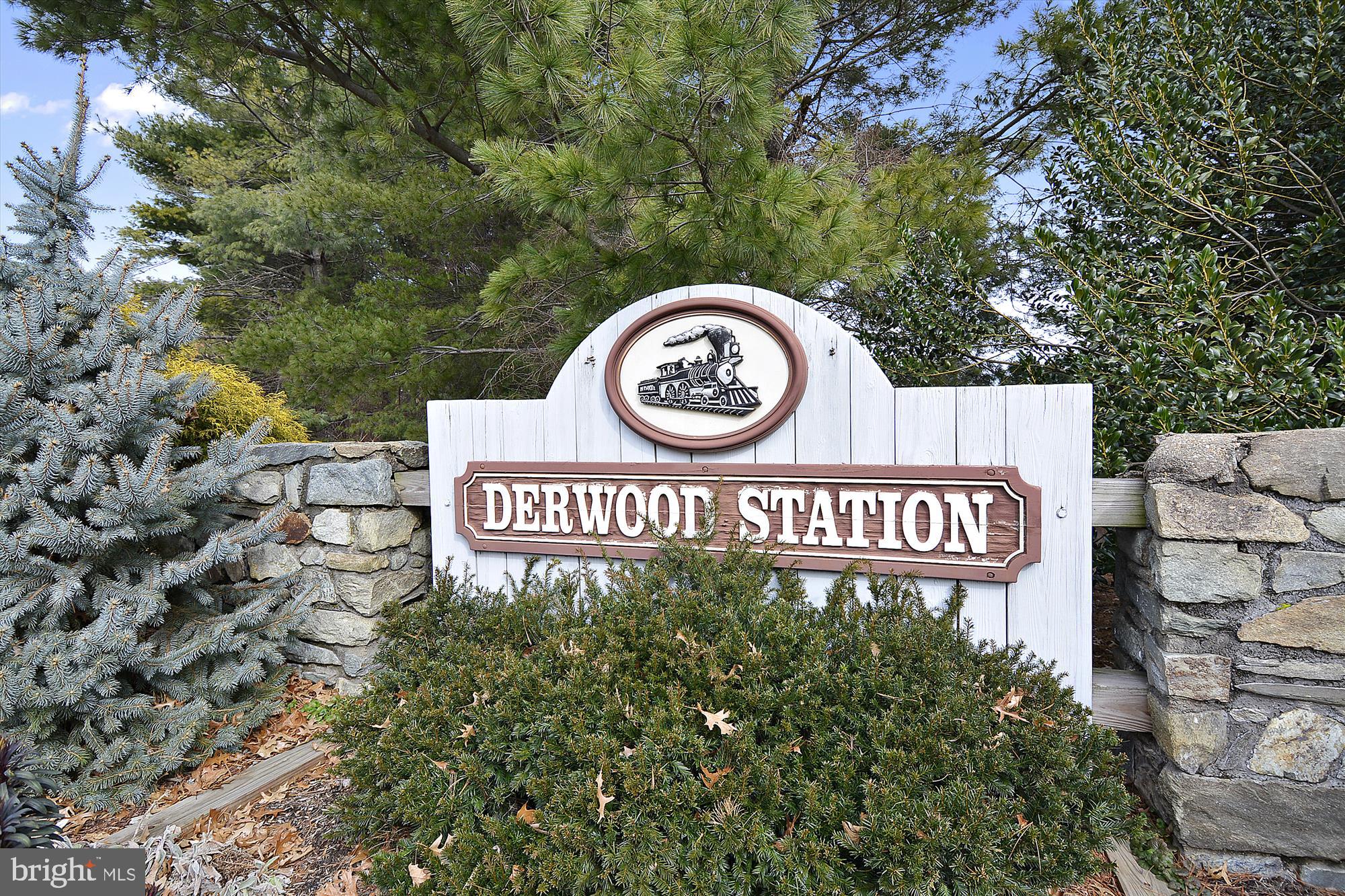 DERWOOD STATION - Residential
