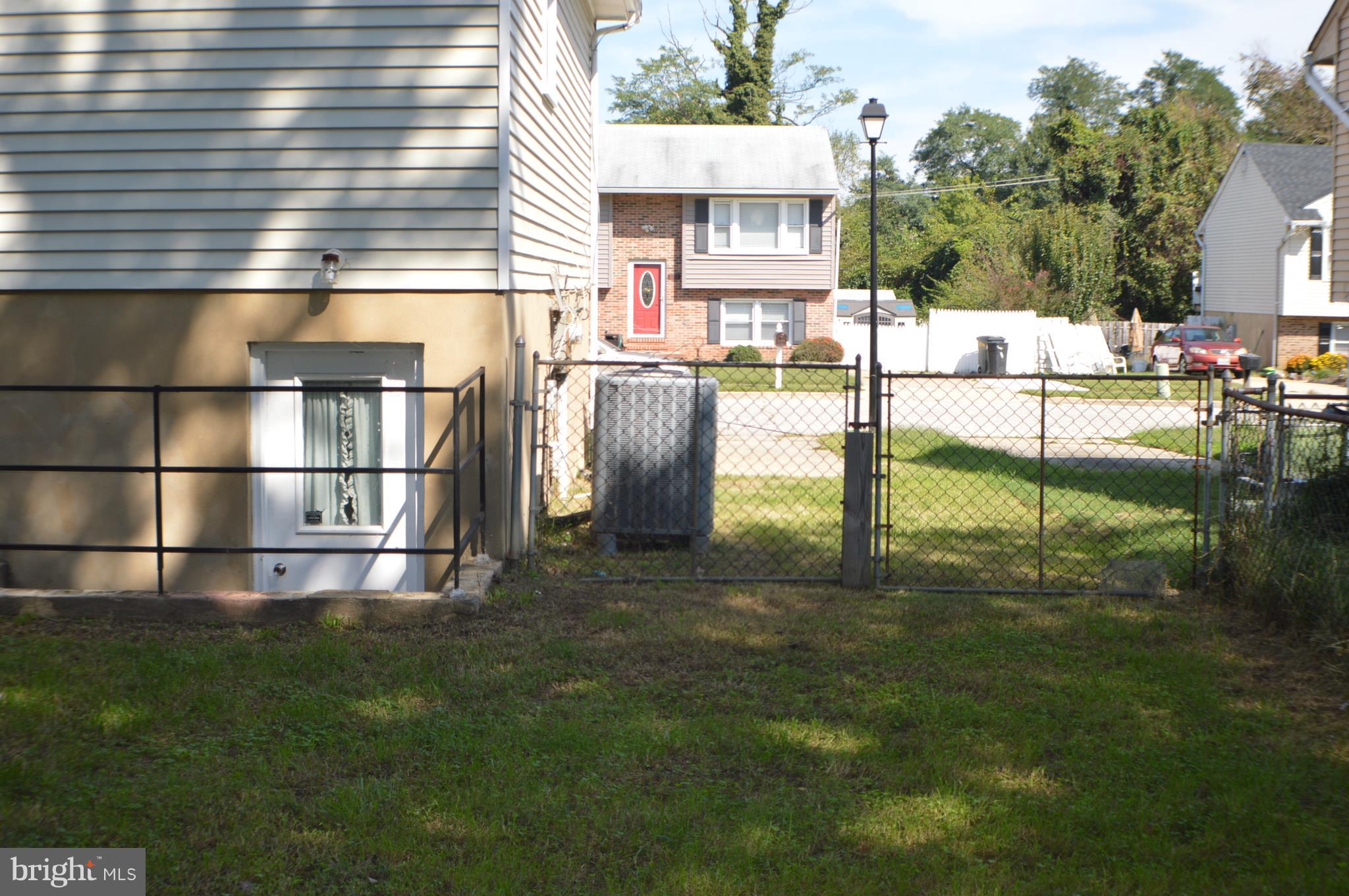 WILSHIRE - Residential Lease