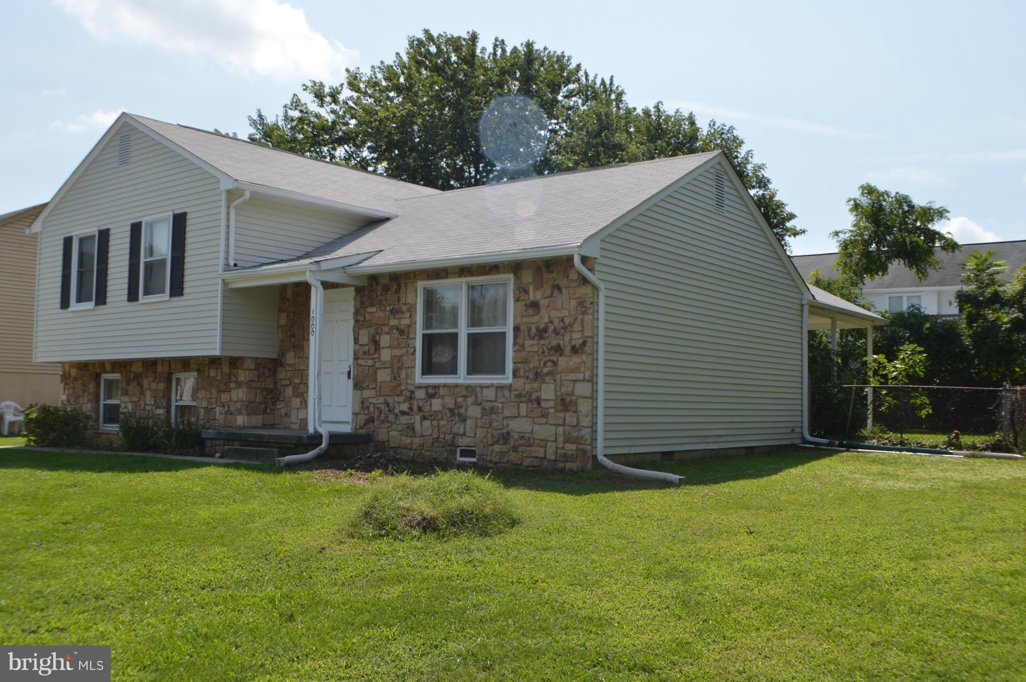 WILSHIRE - Residential Lease