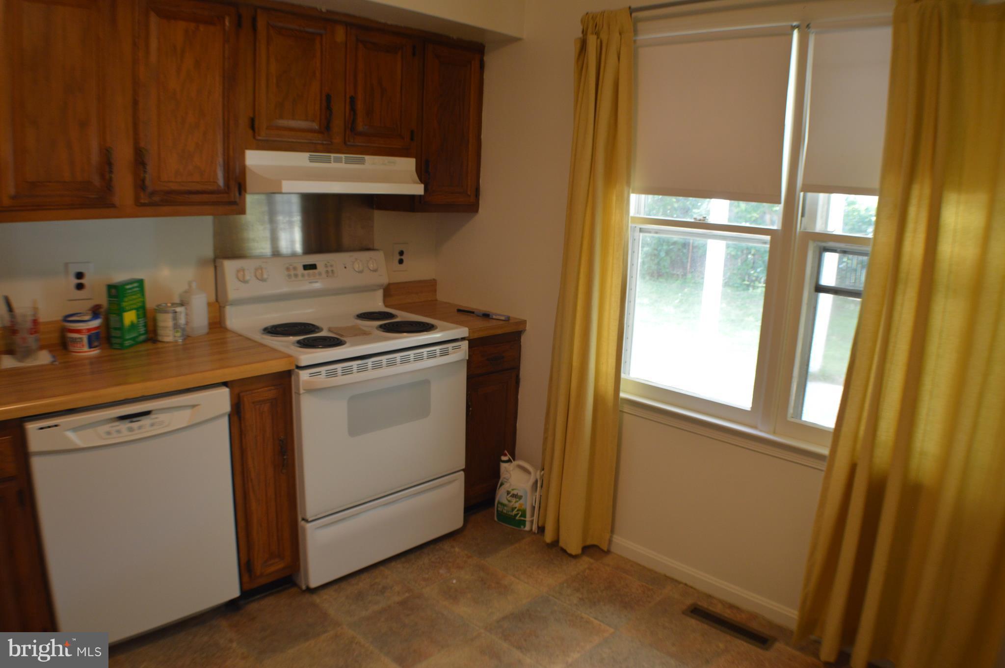 WILSHIRE - Residential Lease