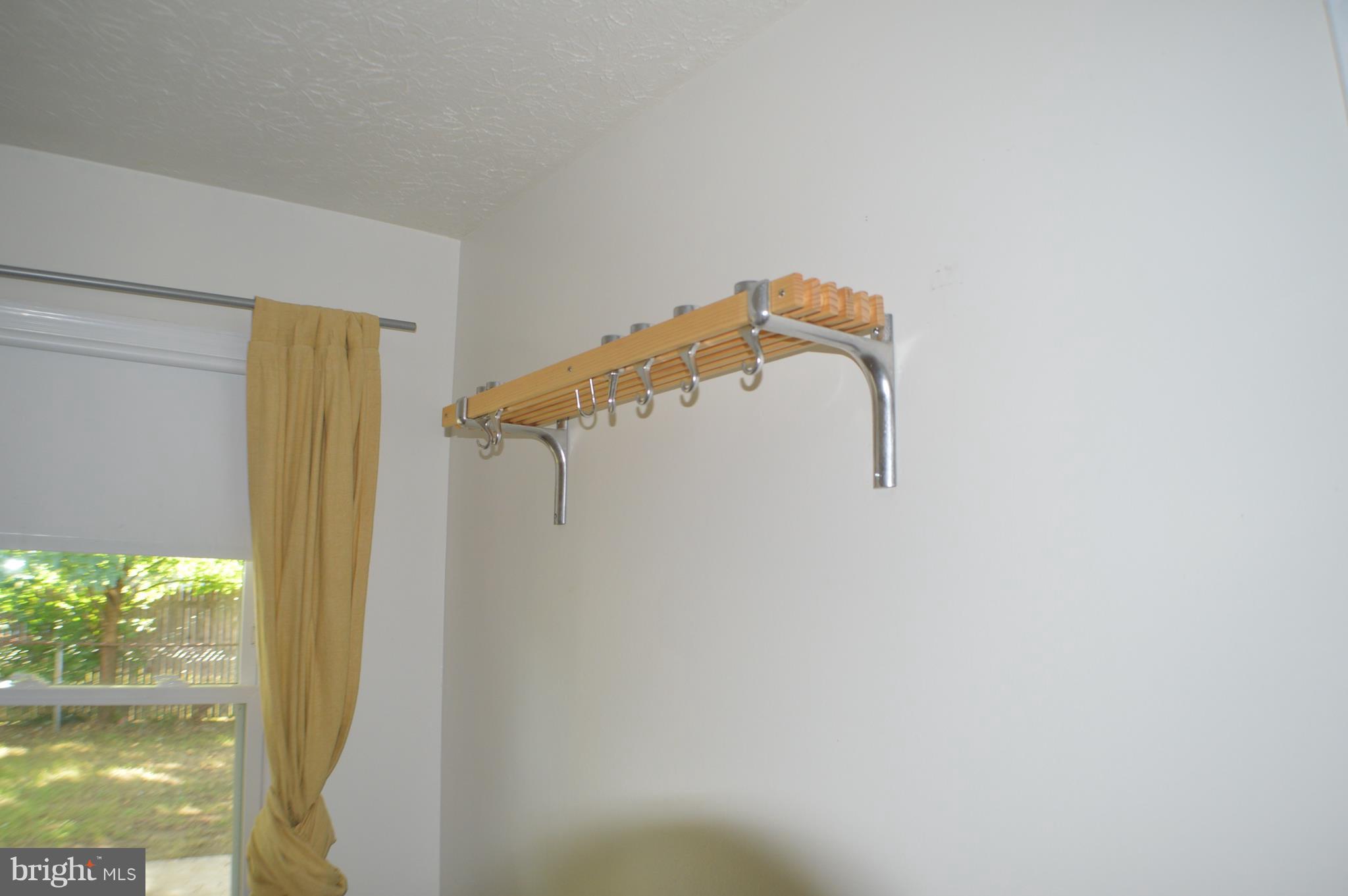 WILSHIRE - Residential Lease