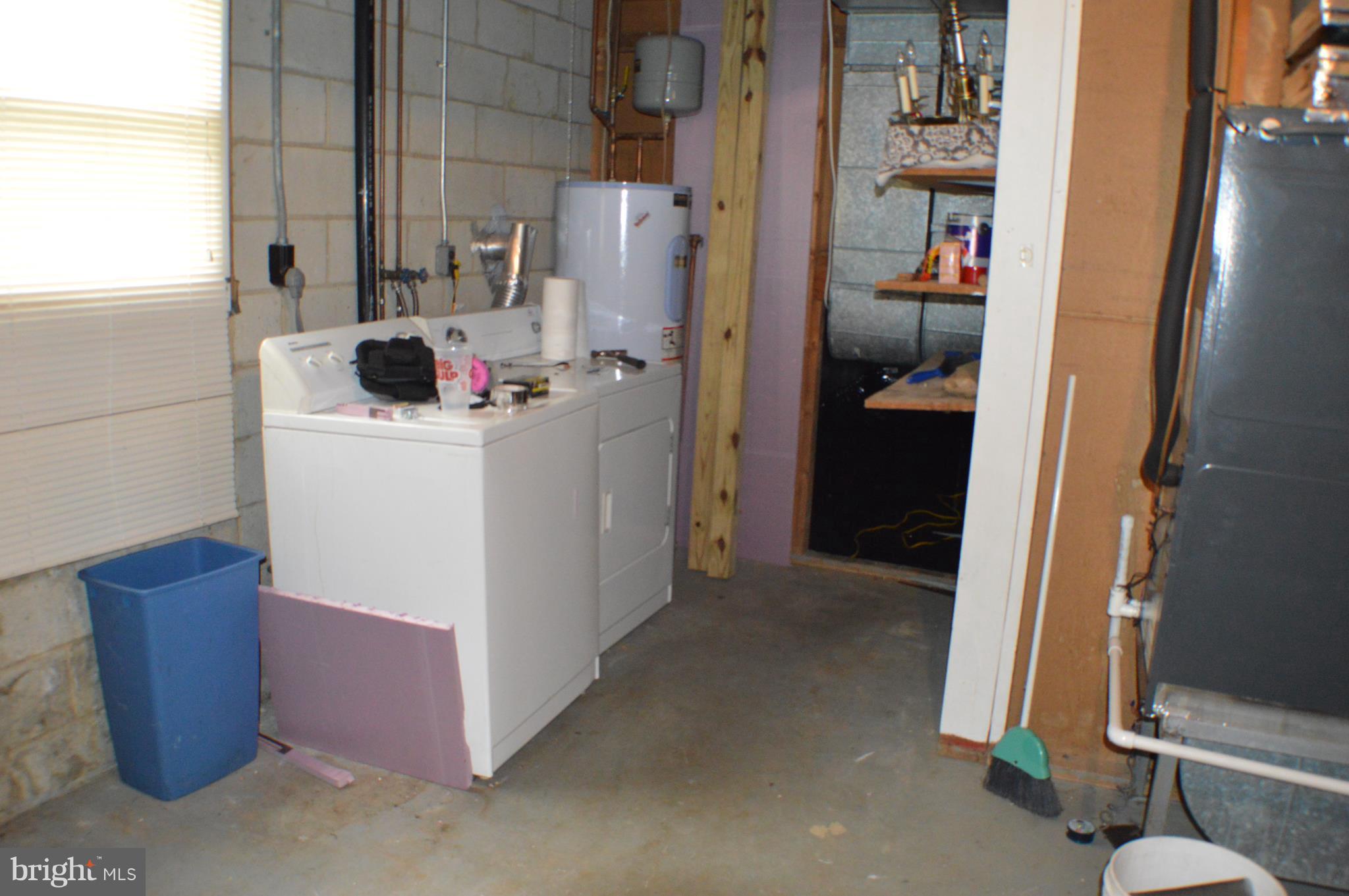 WILSHIRE - Residential Lease