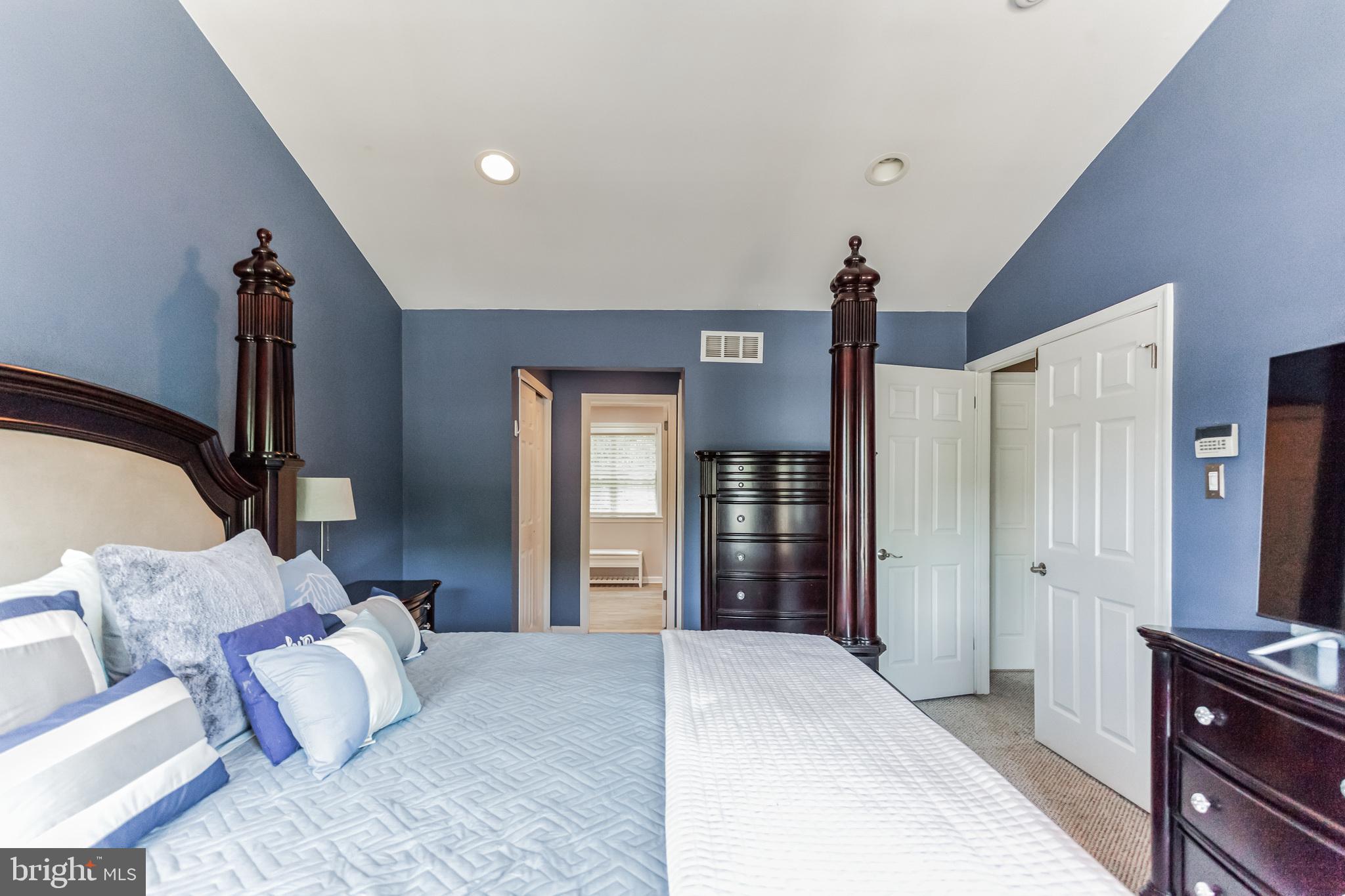 VALLEY GREENE - Residential