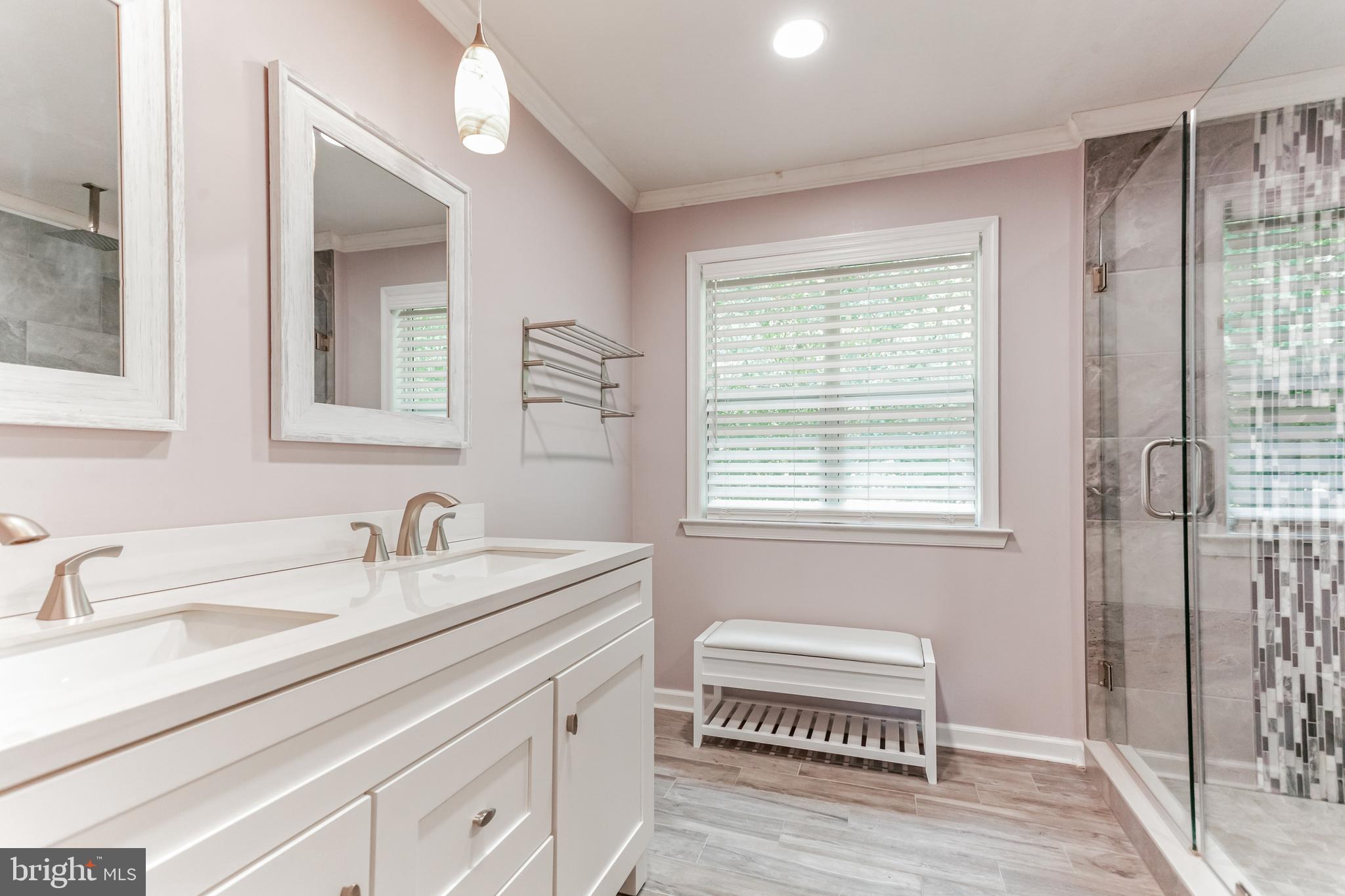 VALLEY GREENE - Residential