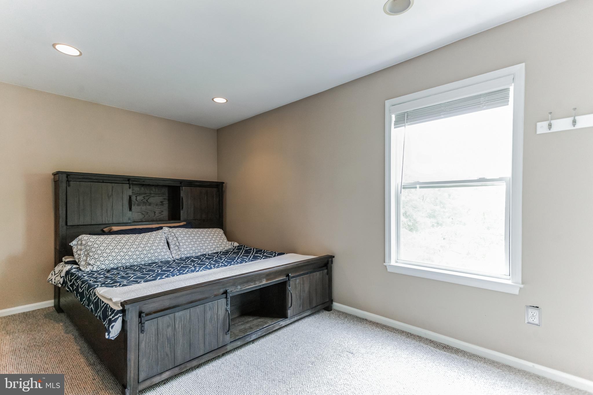 VALLEY GREENE - Residential