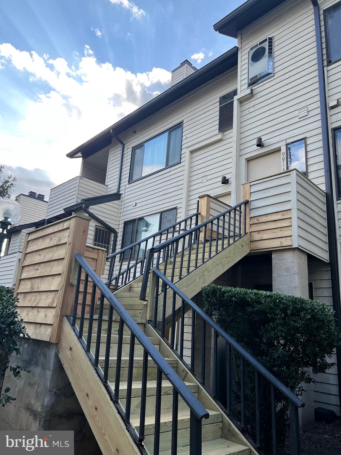 9916 HELLINGLY PLACE 154