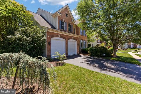 Homes For Rent - 10601 Moselle Court<br/> MANASSAS, VA 20112