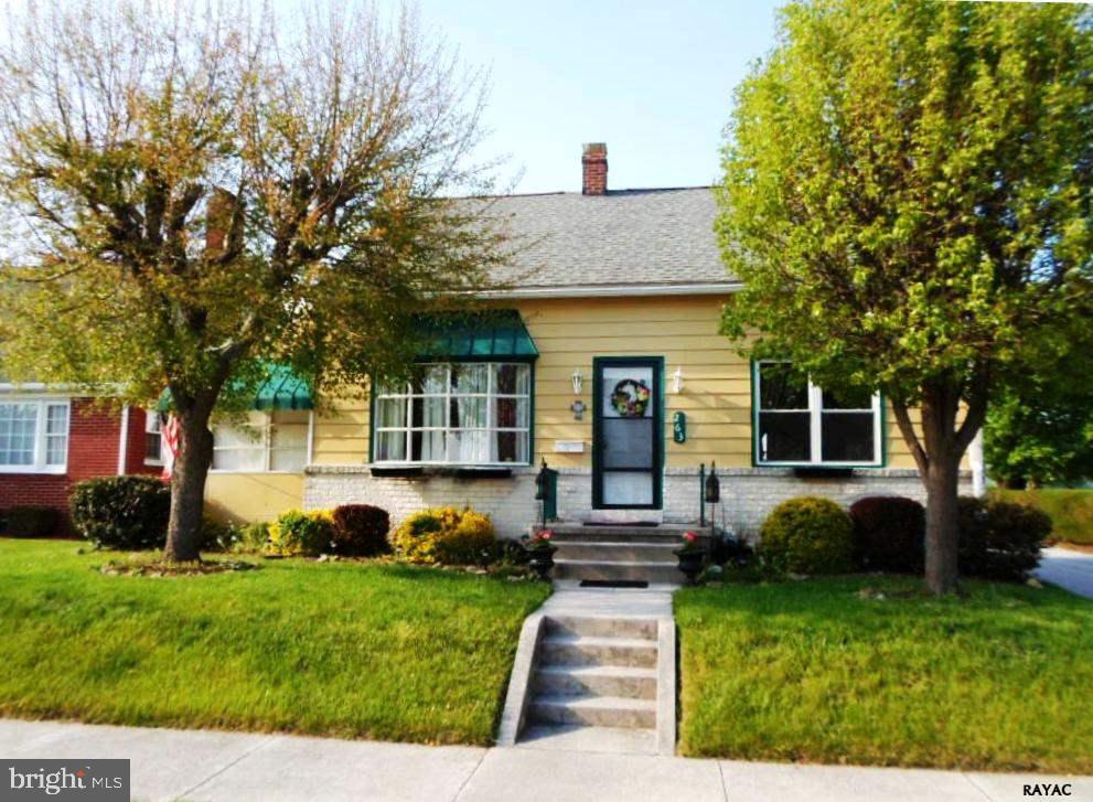 3 BEDROOM CAPE COD IN HANOVER BORO. CORNER LOT, NICE YARD, 1 CAR DETACHED GARAGE. SHORT SALE.