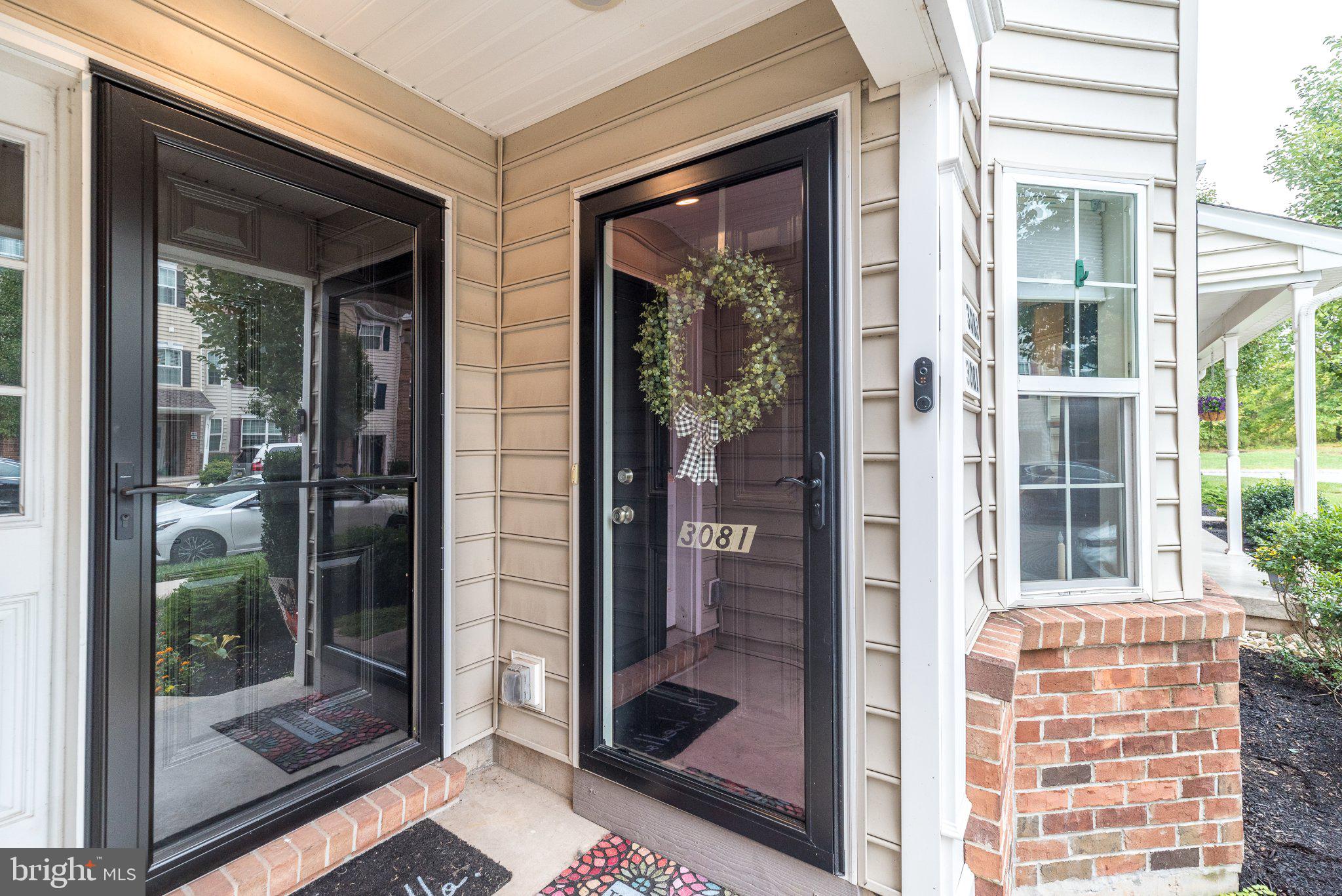 3081 DAVENPORT WAY M77 L