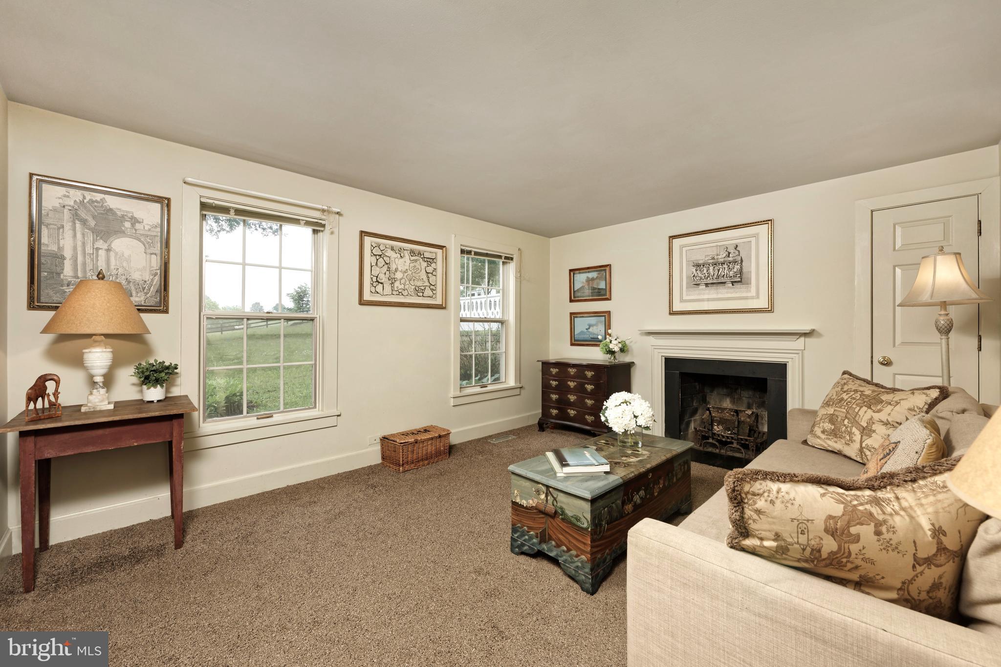 UPPERVILLE - Residential