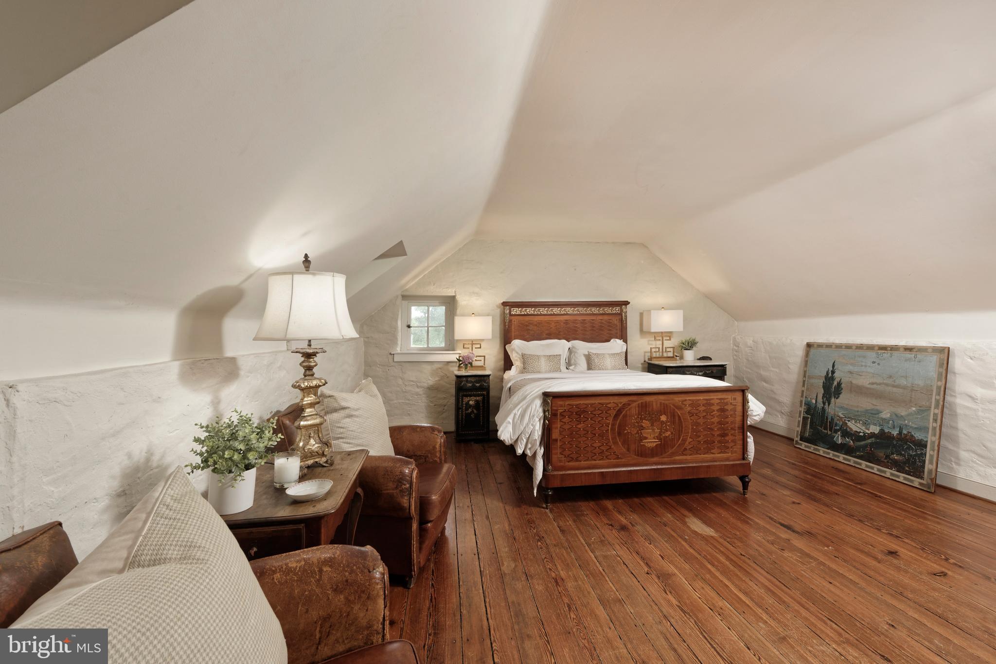 UPPERVILLE - Residential