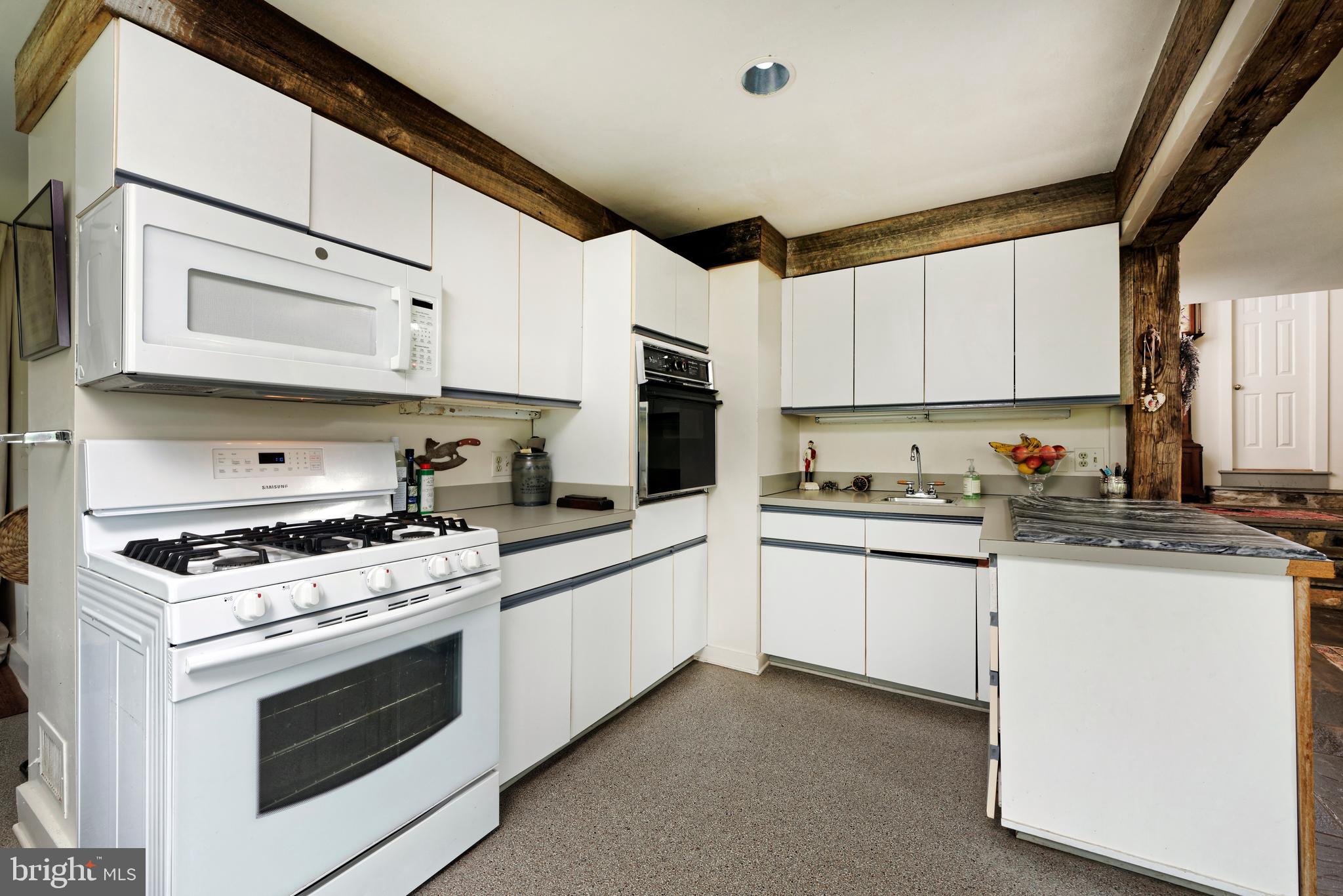 UPPERVILLE - Residential