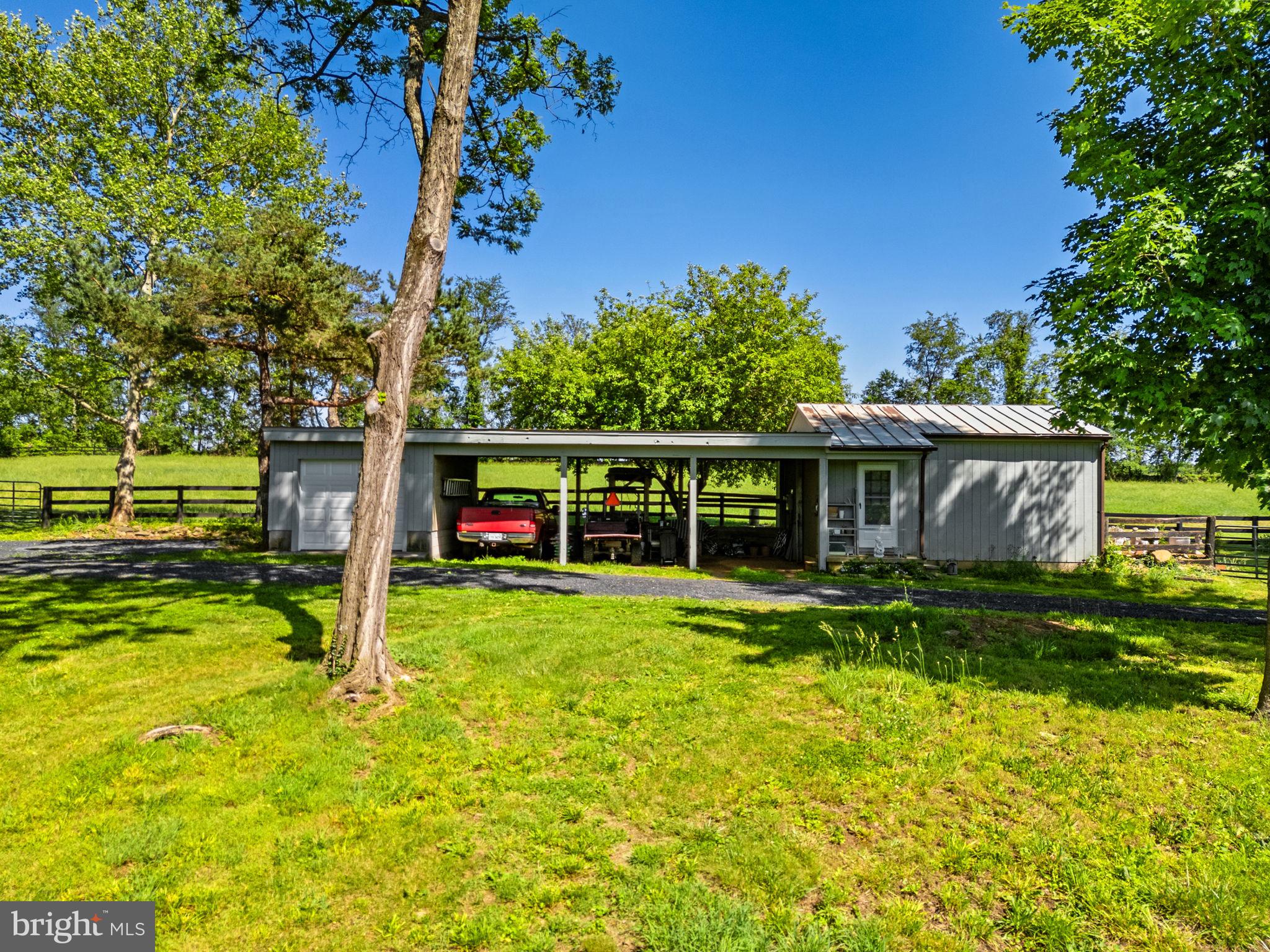 UPPERVILLE - Residential