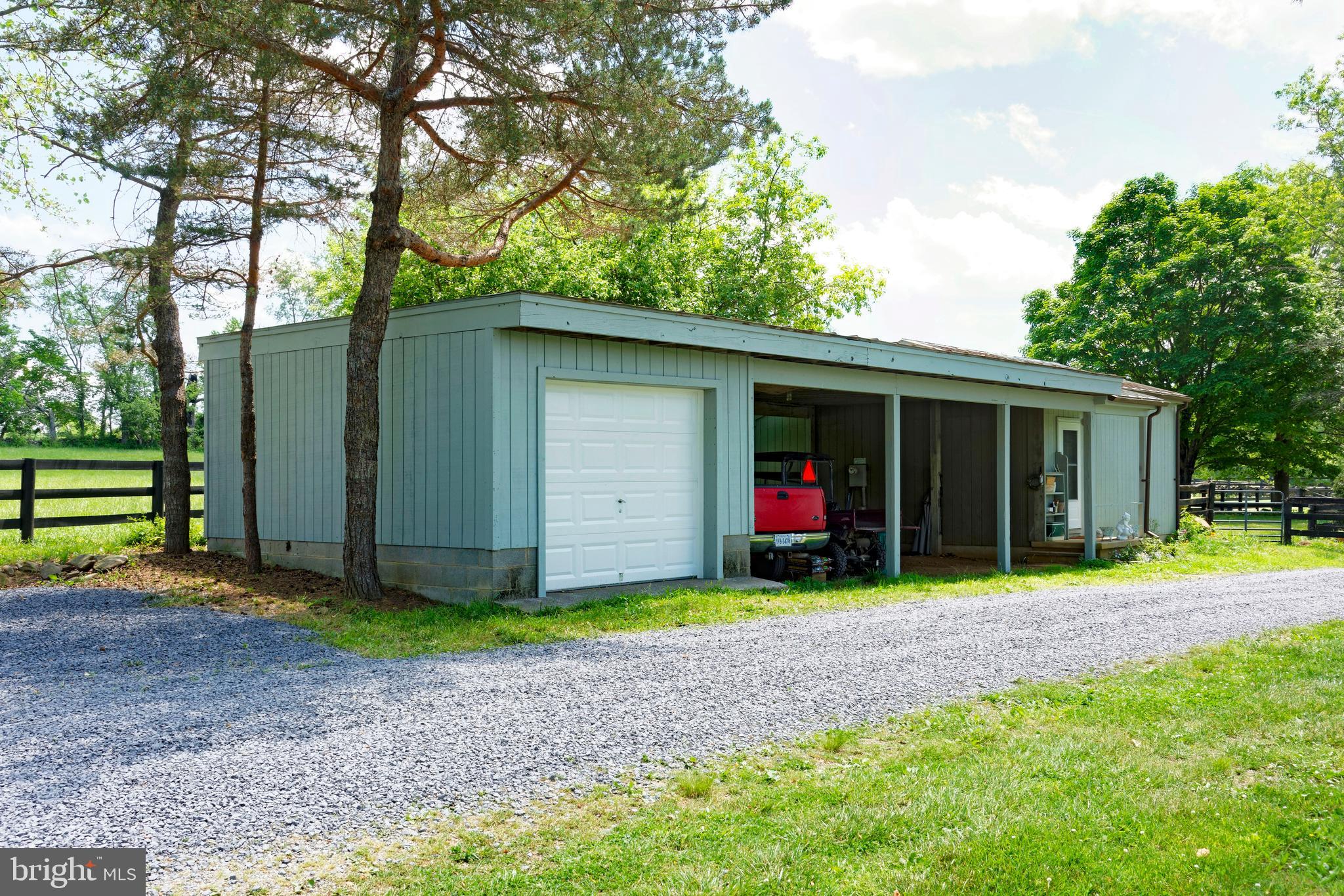 UPPERVILLE - Residential