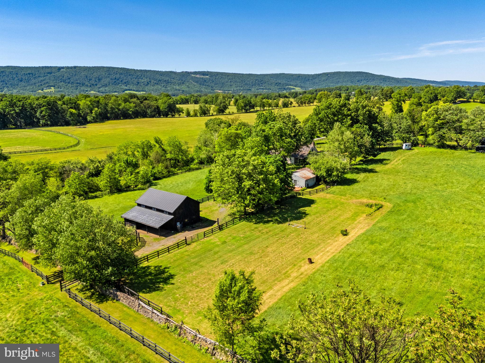 UPPERVILLE - Residential