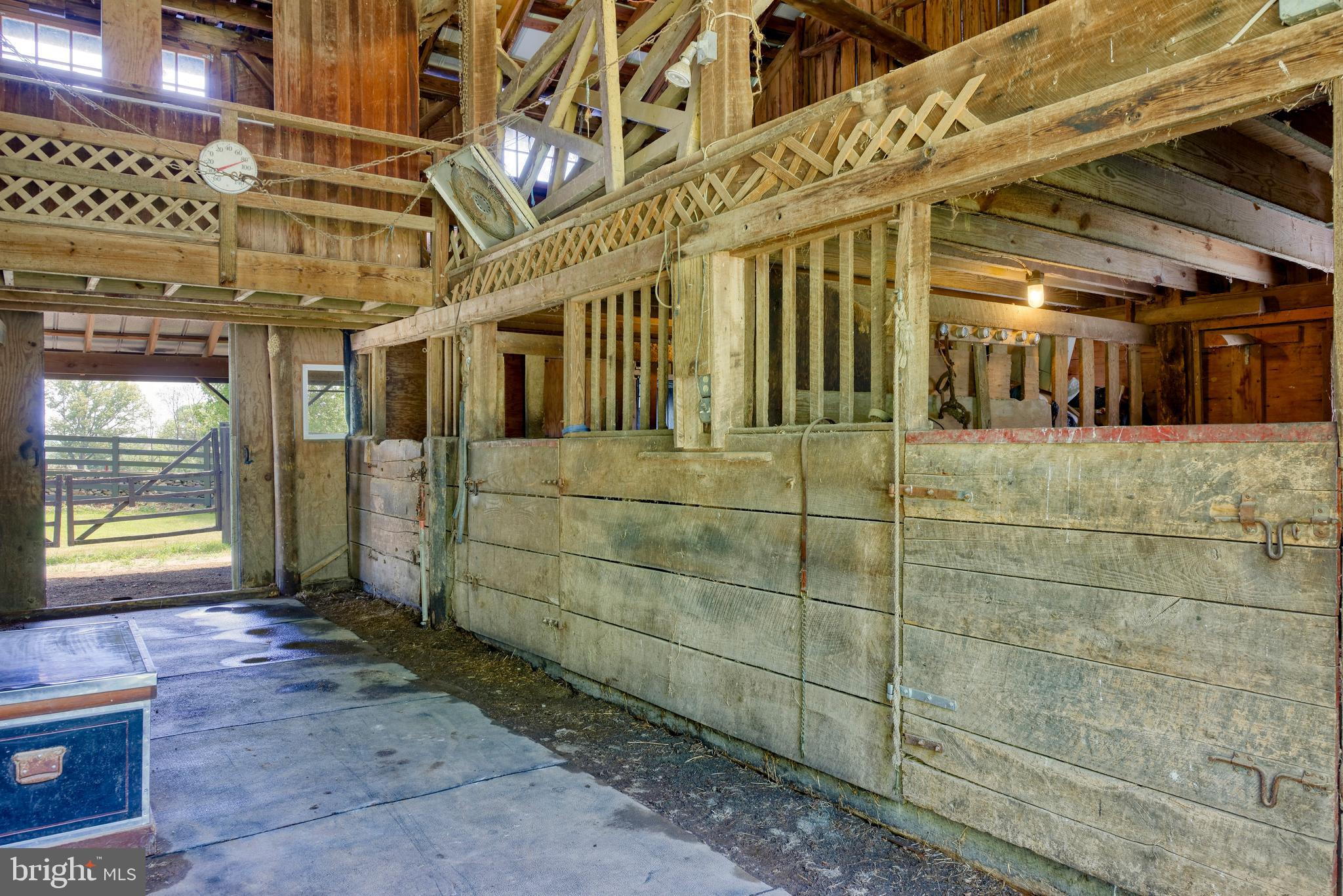 UPPERVILLE - Residential