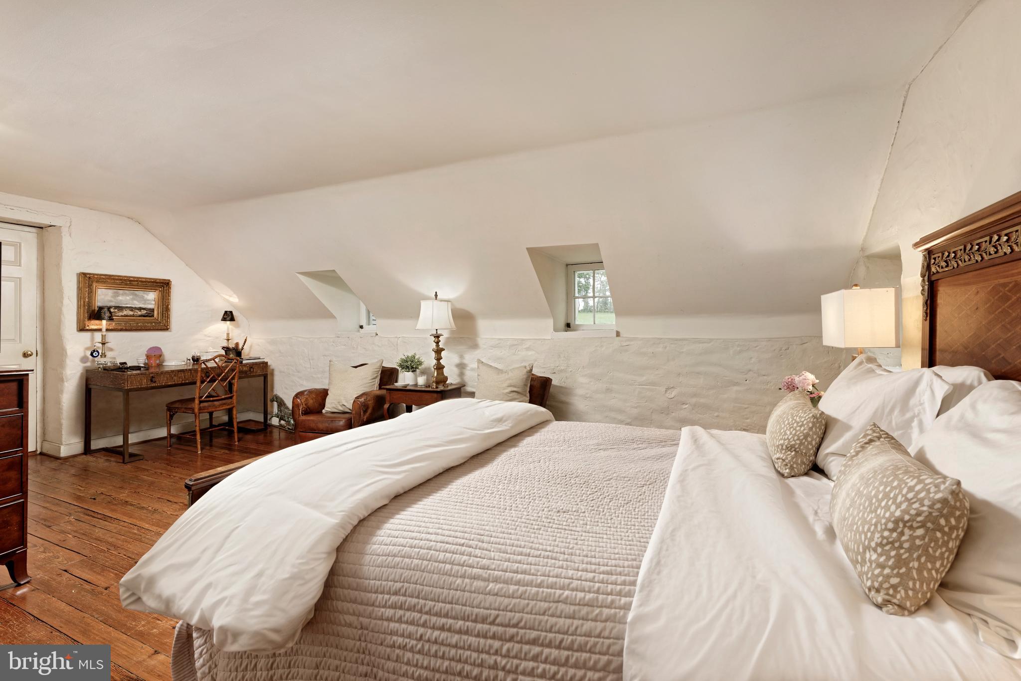 UPPERVILLE - Residential