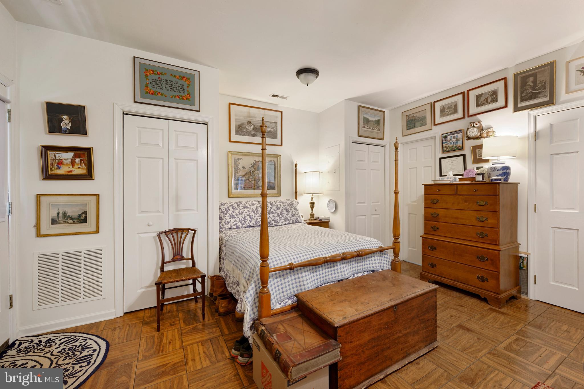 UPPERVILLE - Residential