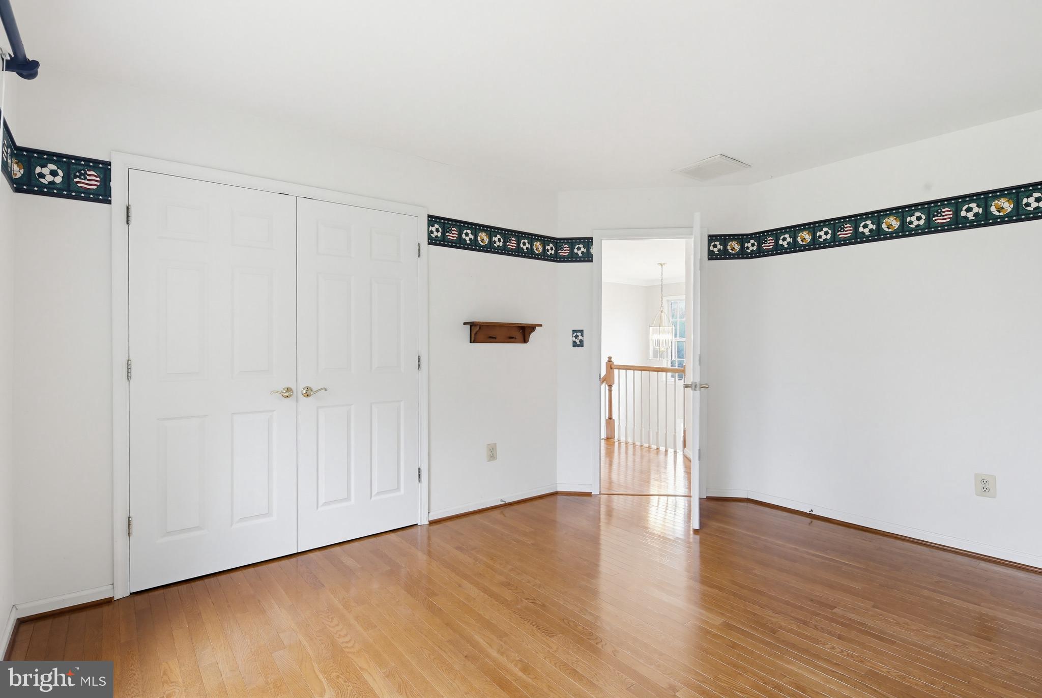 SHERLOCK HOLMES ESTATES - Residential