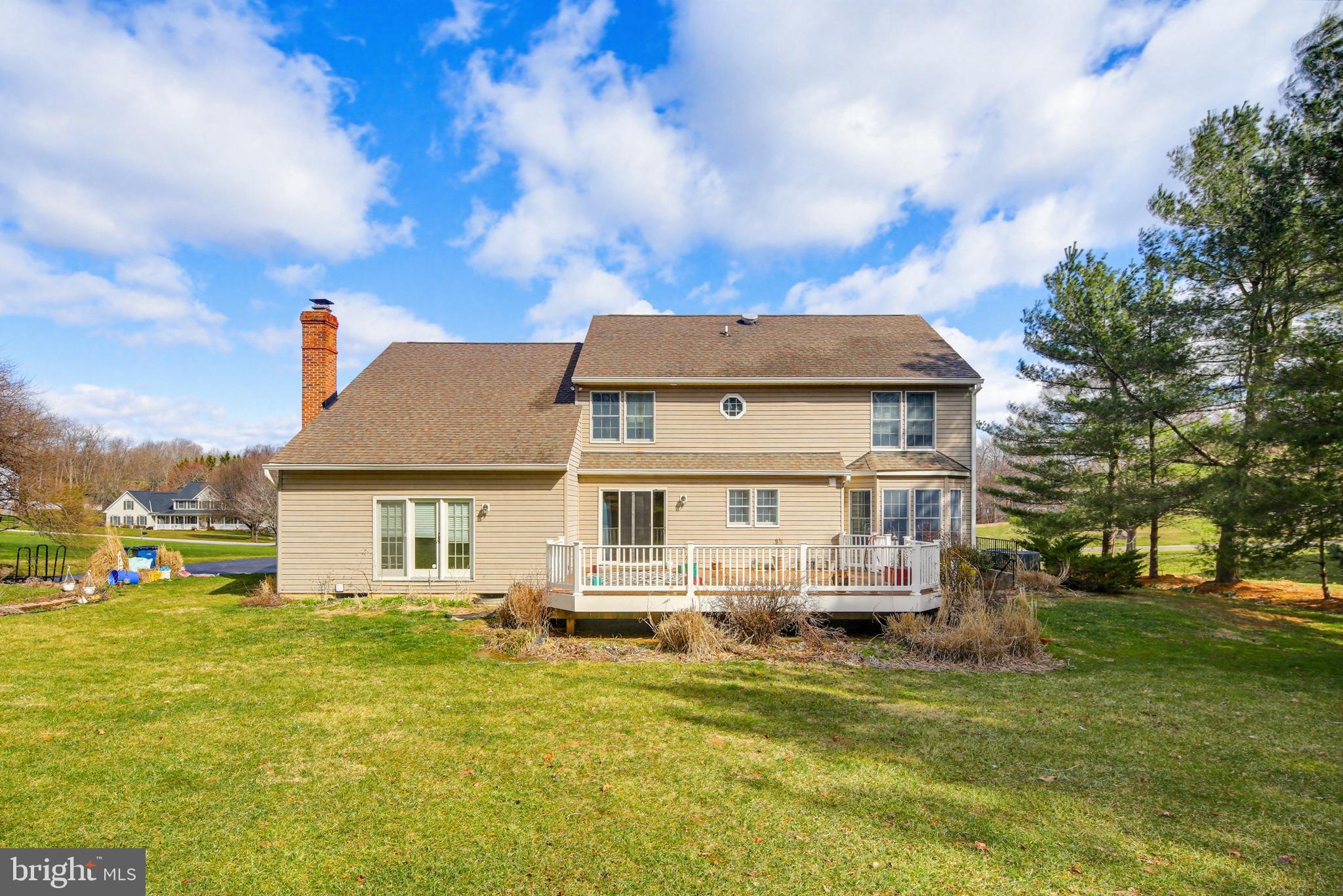 SHERLOCK HOLMES ESTATES - Residential