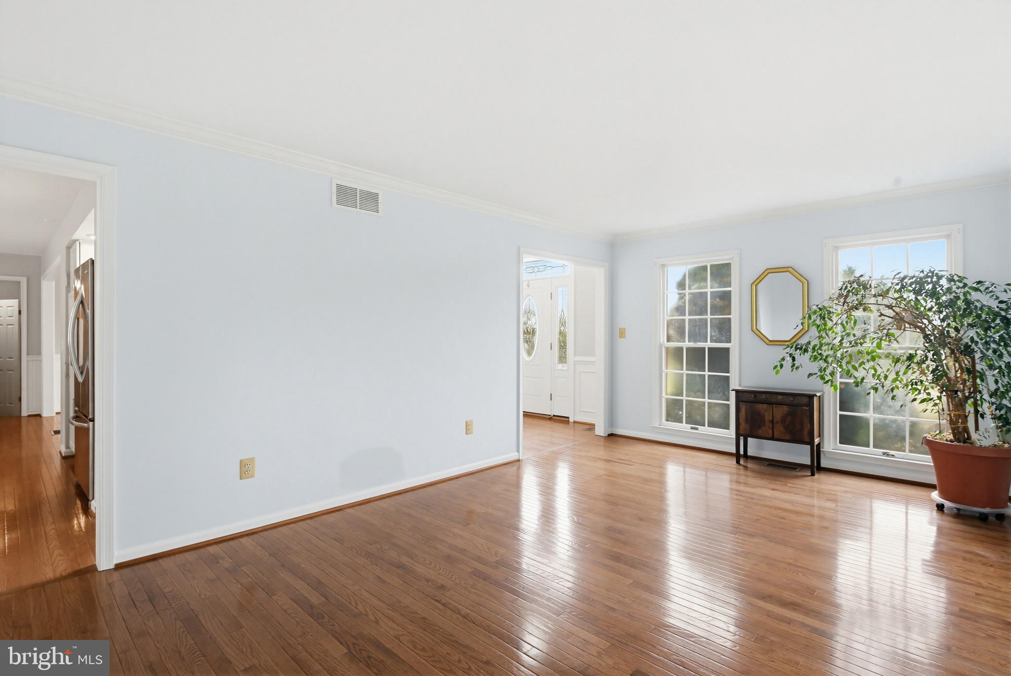 SHERLOCK HOLMES ESTATES - Residential