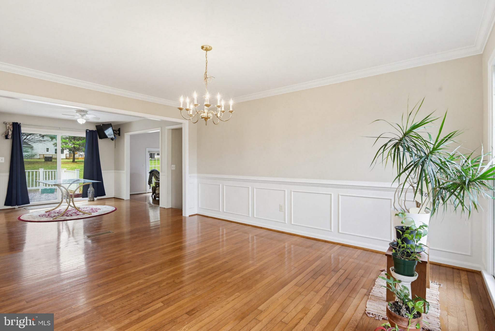 SHERLOCK HOLMES ESTATES - Residential