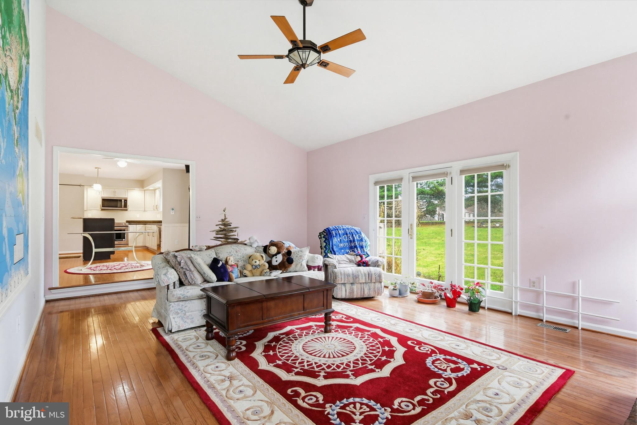 SHERLOCK HOLMES ESTATES - Residential