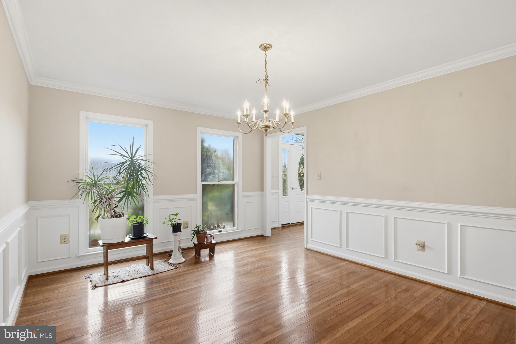 SHERLOCK HOLMES ESTATES - Residential