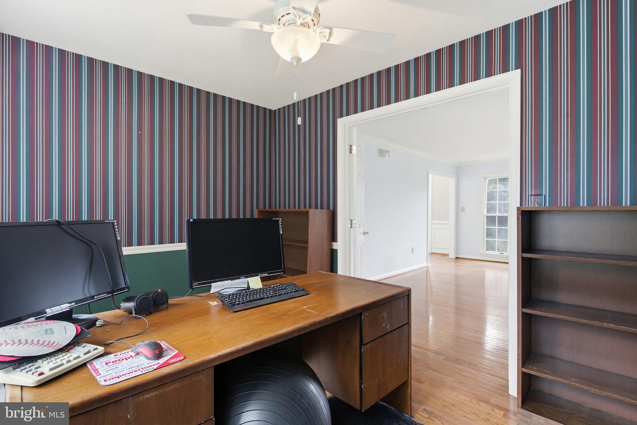 SHERLOCK HOLMES ESTATES - Residential