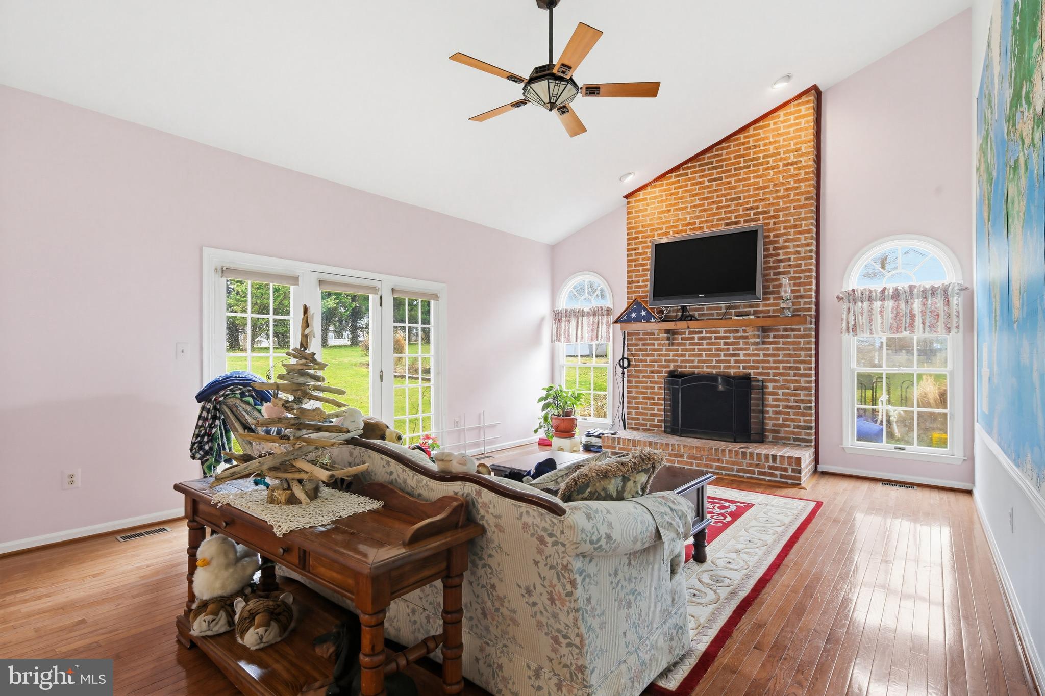 SHERLOCK HOLMES ESTATES - Residential