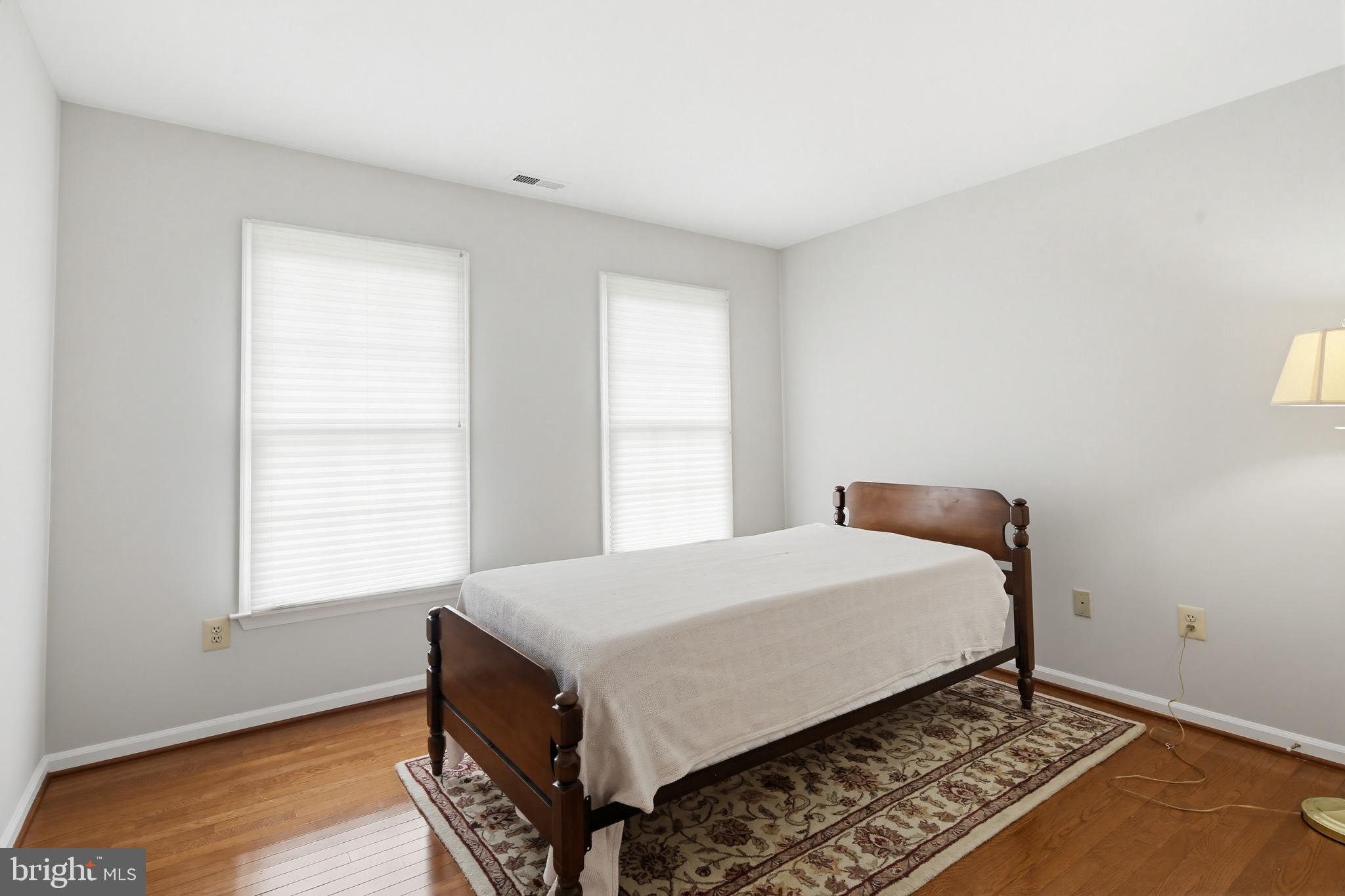 SHERLOCK HOLMES ESTATES - Residential