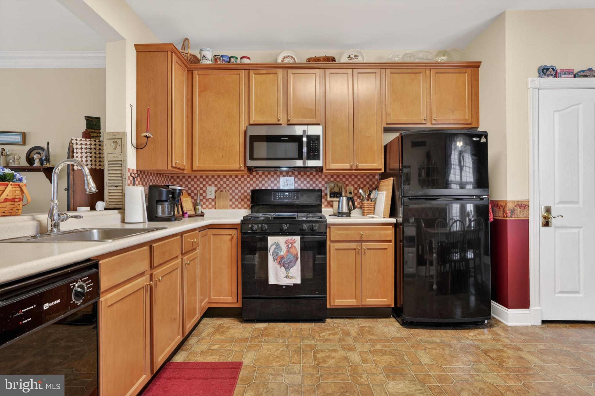 VILLAGE AT DORCHES - Residential