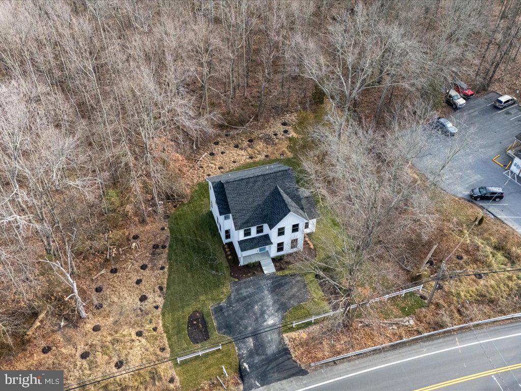 CHURCHTON - Residential