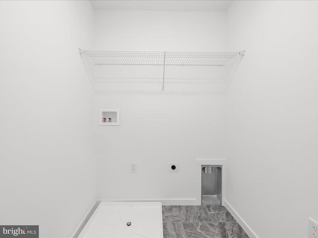 CHURCHTON - Residential