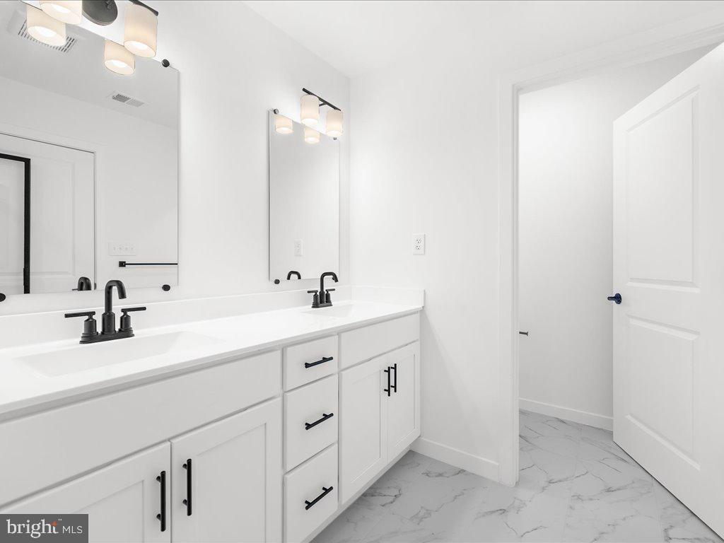 CHURCHTON - Residential