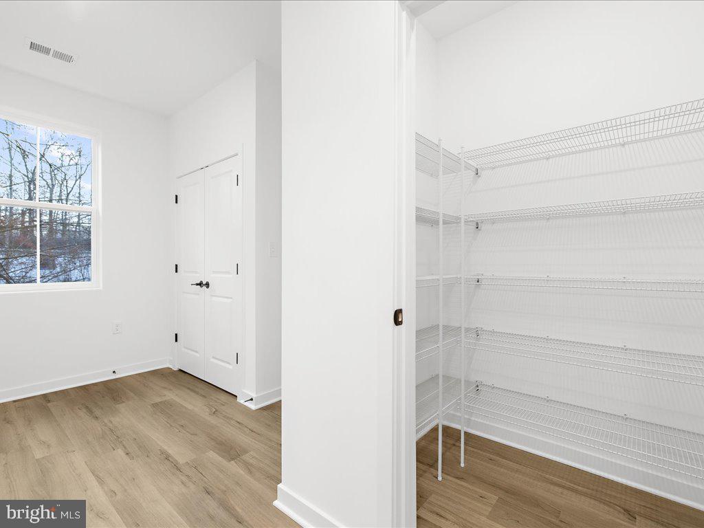 CHURCHTON - Residential