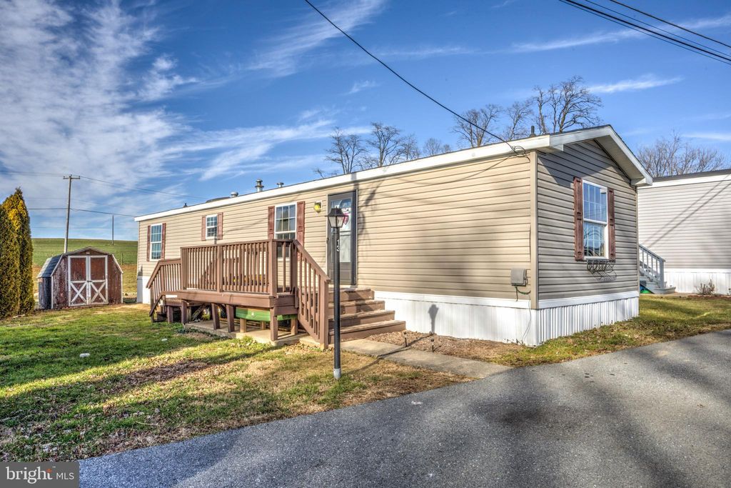 Photo of 961 RETTEW MILL RD, EPHRATA, PA 17522 (MLS # PALA2029822)