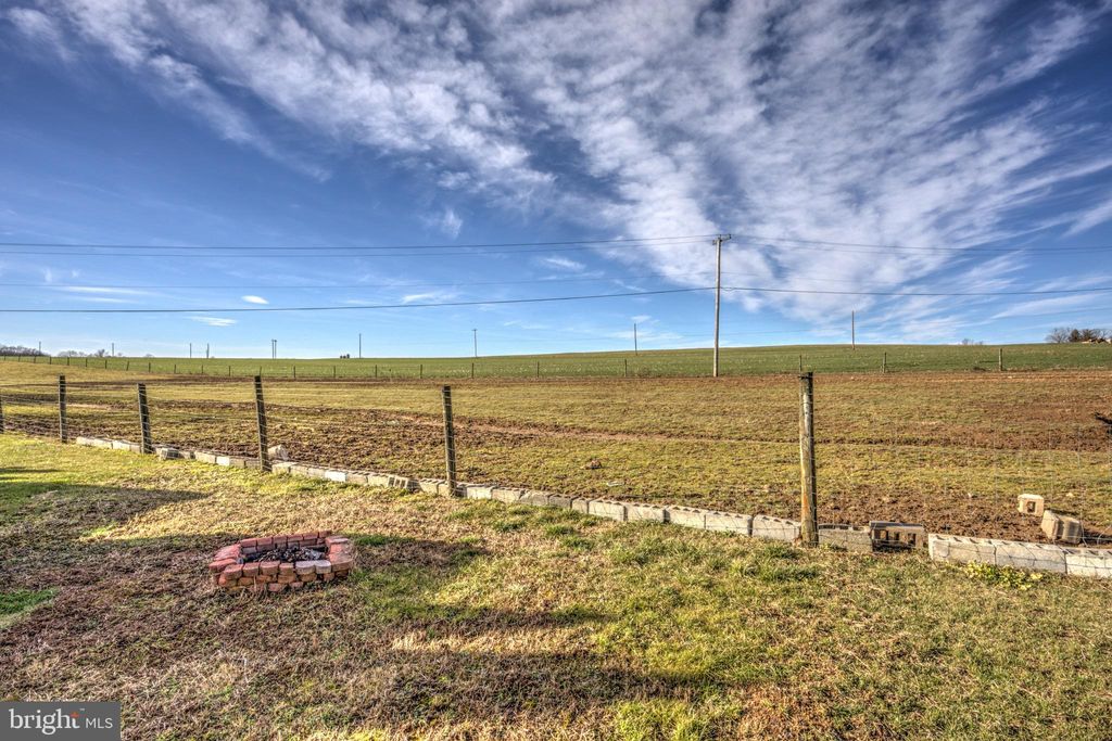 Photo of 961 RETTEW MILL RD, EPHRATA, PA 17522 (MLS # PALA2029822)