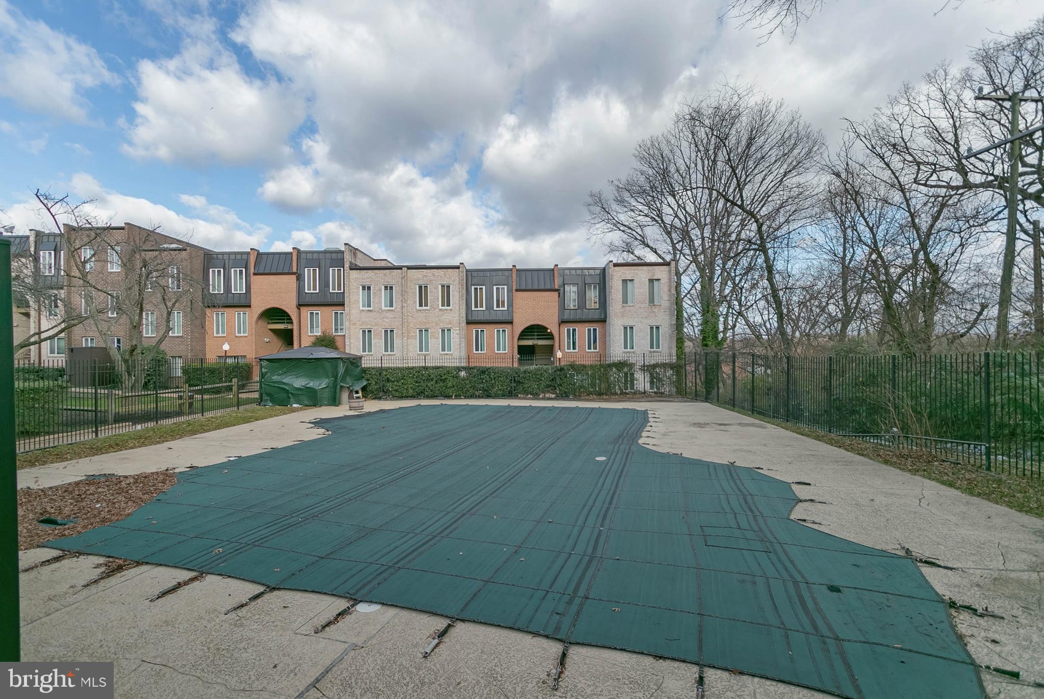 PARK SPRING - Residential