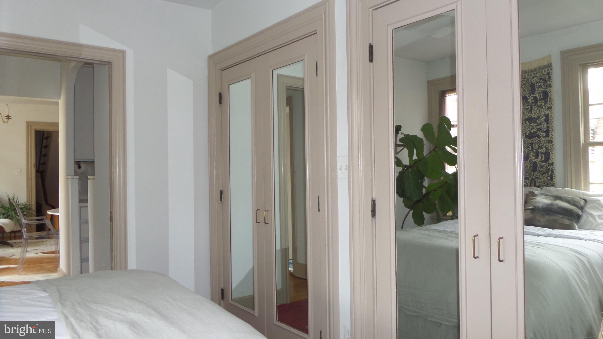 OLD TOWN - Residential Lease